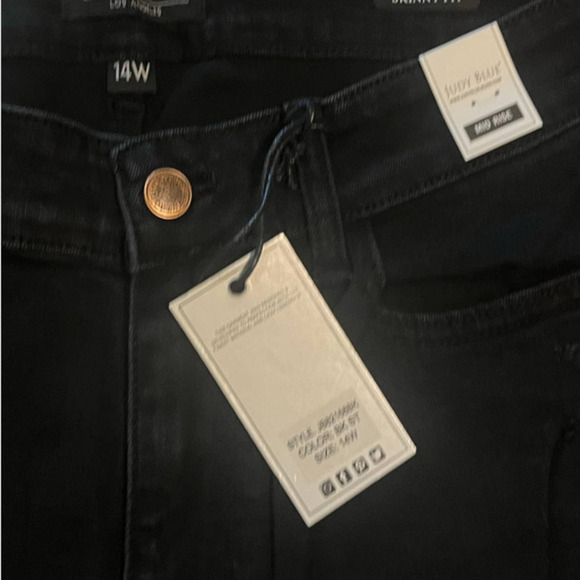 NWT Judy Blue Leopard Patch Mid Rise Skinny Jeans‎ JB82168BK  Size 14W - Picture 5 of 7